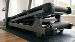Illustration comparing a standard running machine belt width to a wide treadmill for larger users, showing the extra room for a natural gait.